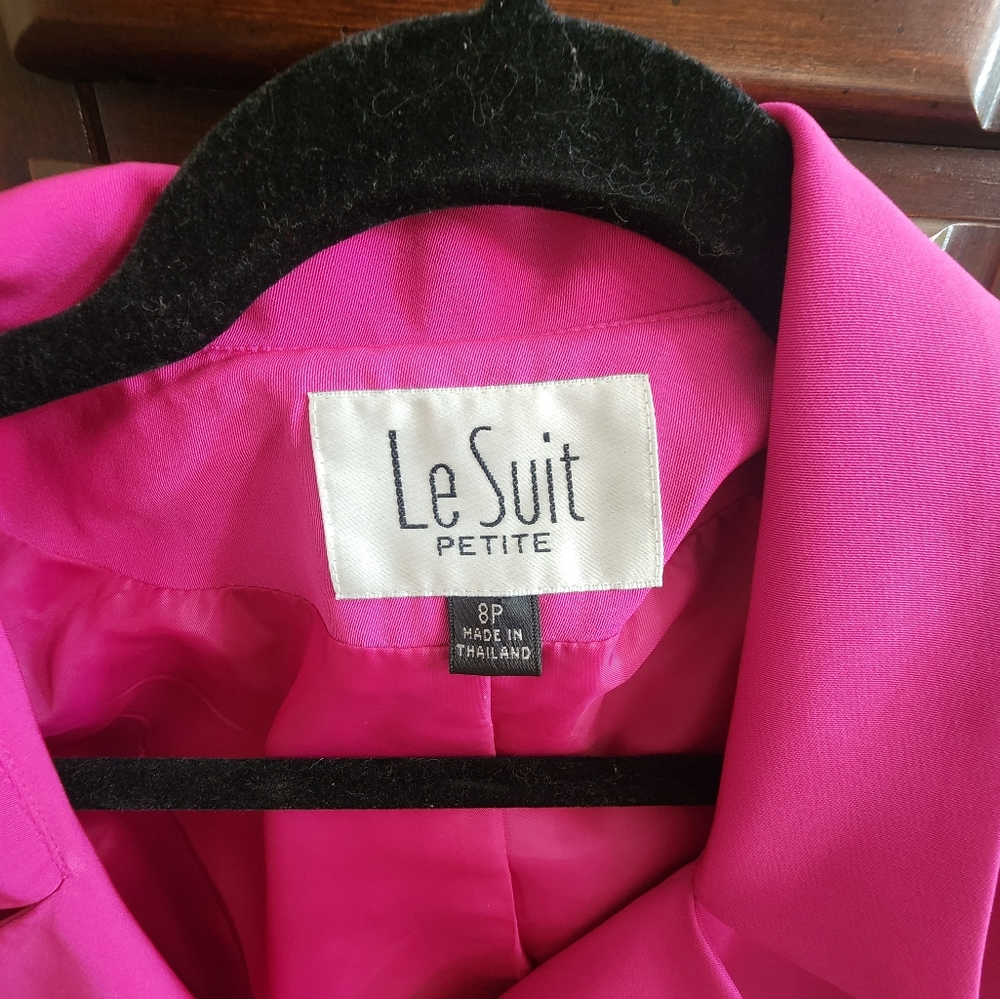 Blazer - Picture 3 of 3